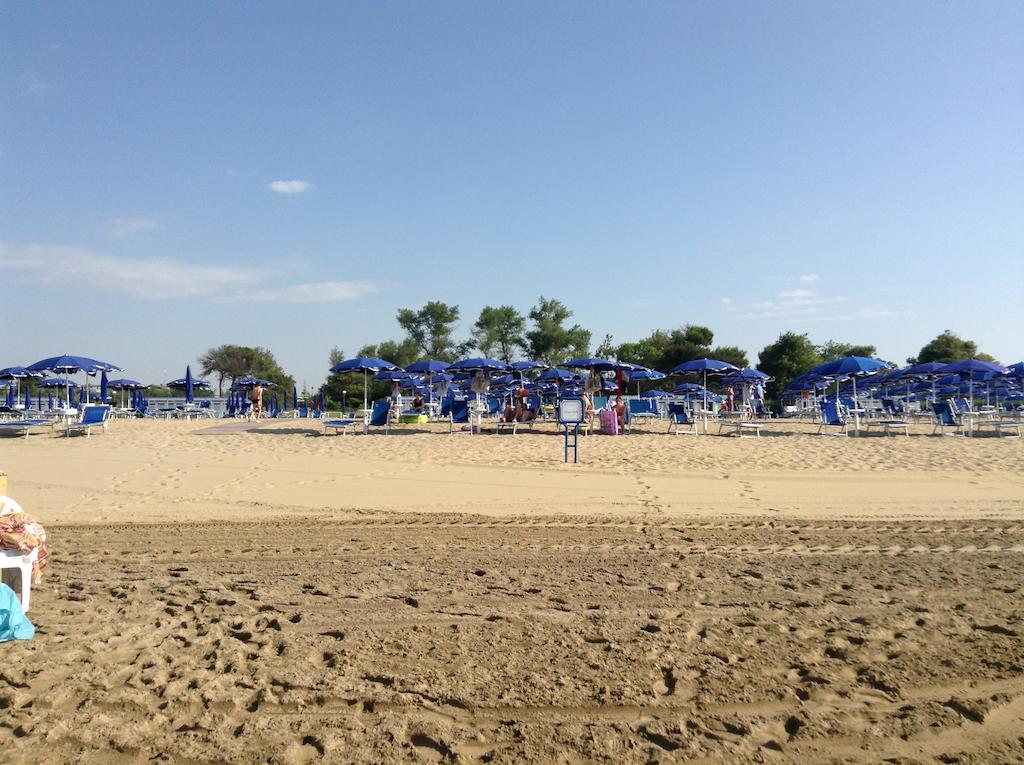 Hotel Hiki 3 Superior Bibione Exterior photo