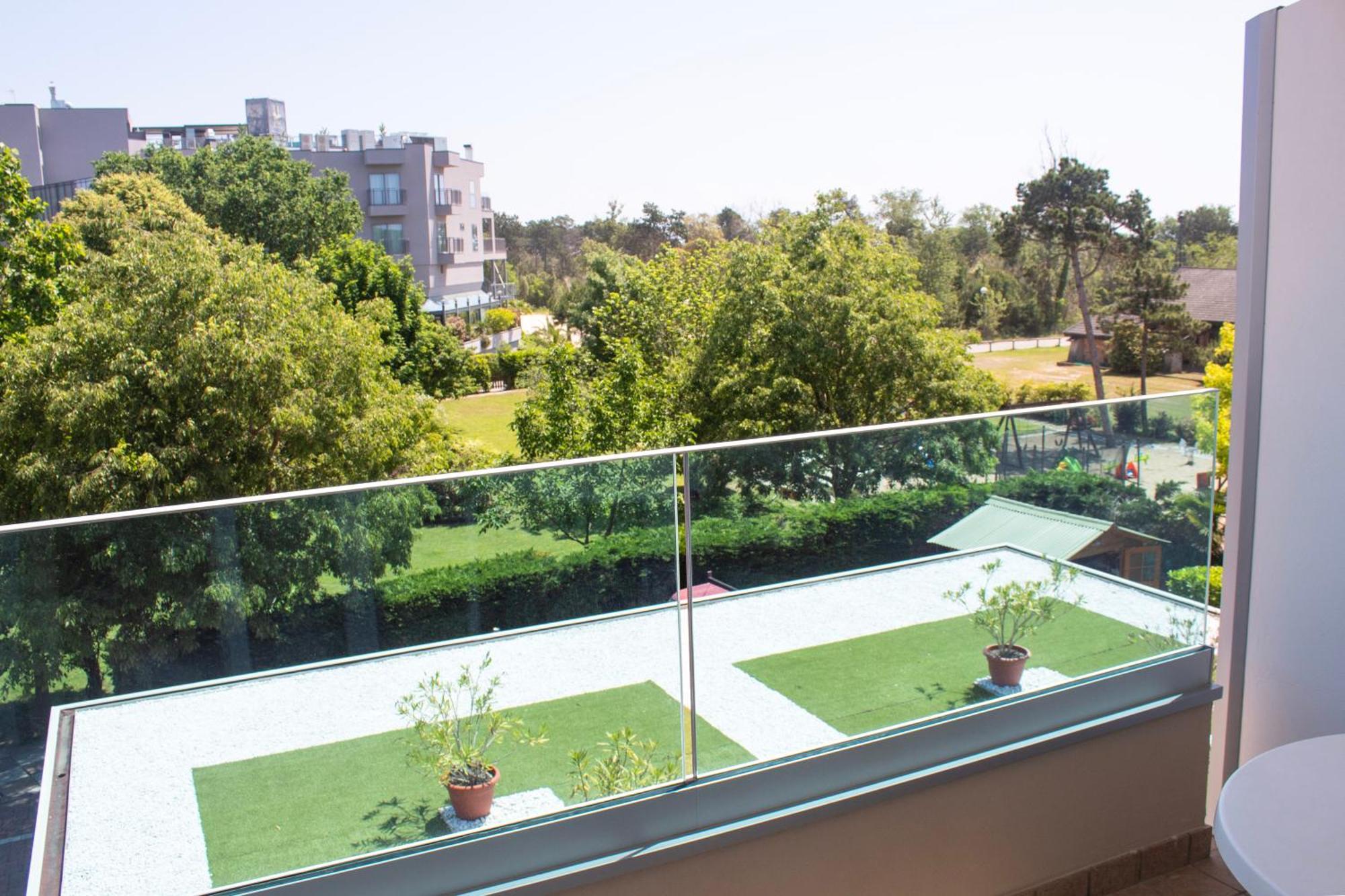 Hotel Hiki 3 Superior Bibione Exterior photo