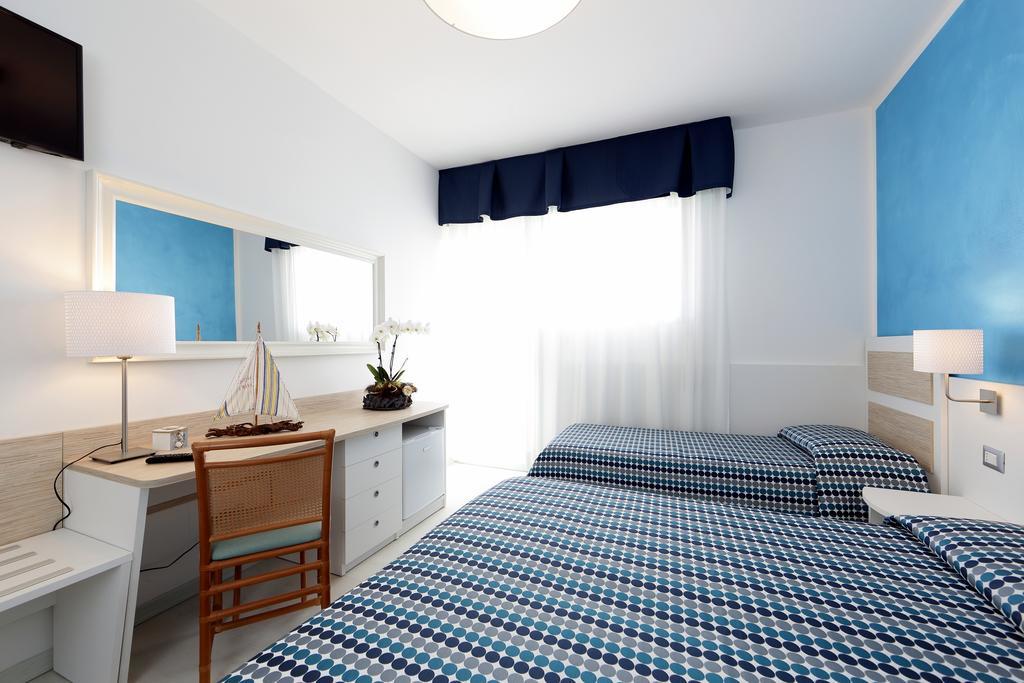 Hotel Hiki 3 Superior Bibione Exterior photo