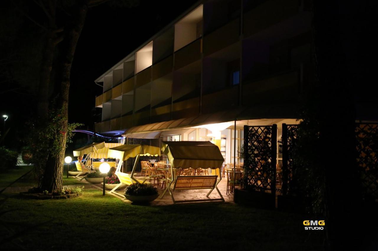 Hotel Hiki 3 Superior Bibione Exterior photo